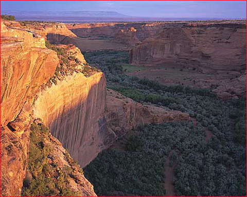 https://www.foto-magazin.ro/fototutor/briot3/Canyon-de-Chelly-150mm.jpg