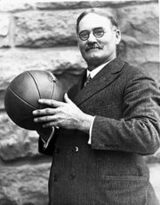 James Naismith, l'inventeur du basket-ball.